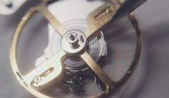 浪琴腕表偷停解决技巧